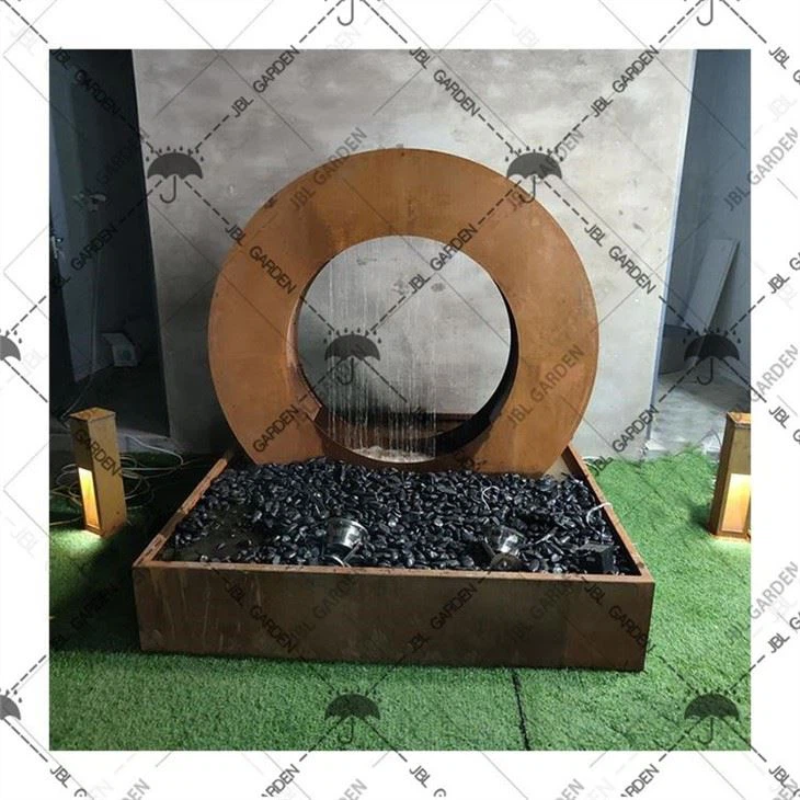 Fontes de jardim para decoração externa
