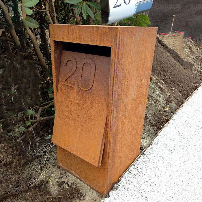 Caixa de correio de aço Rusty Corten