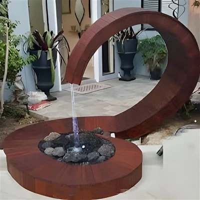 Fonte de água em cubo com luzes LED