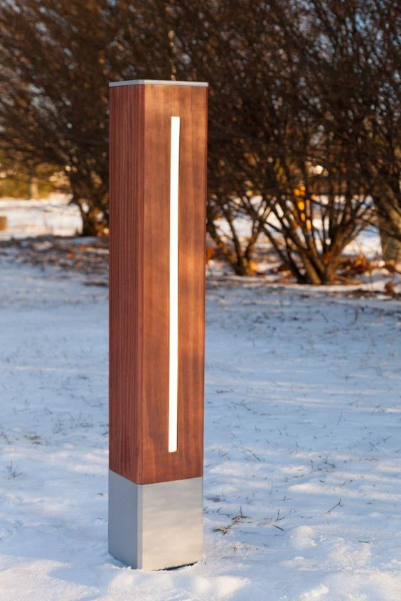 Spike Solar Lawn Light
